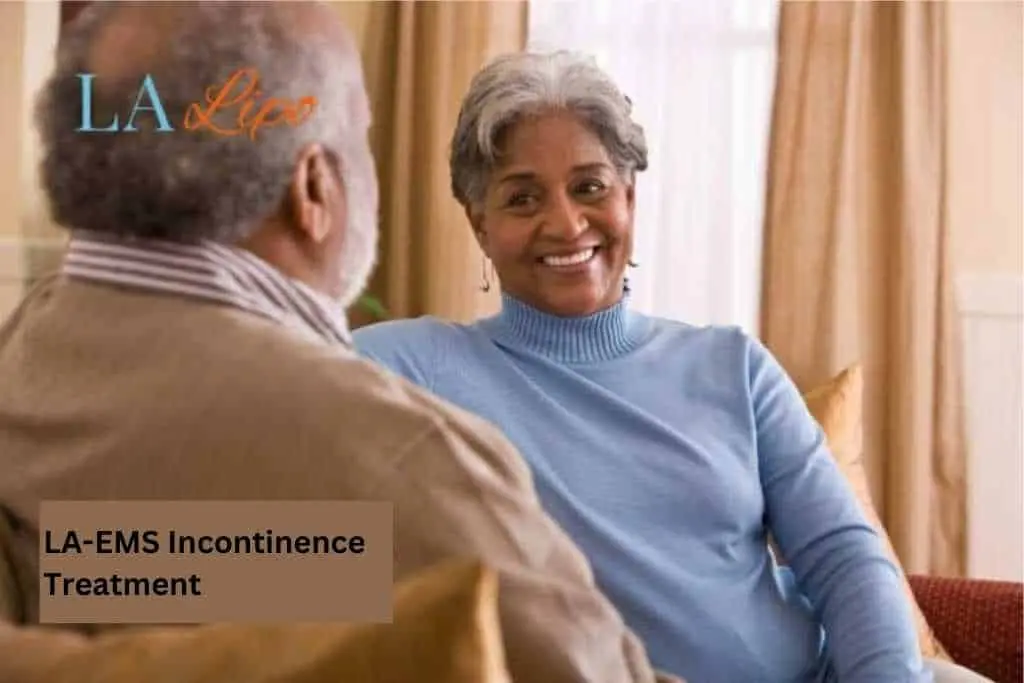 Couple sat smiling at each other - LA-EMS treatment Southend-on-Sea
